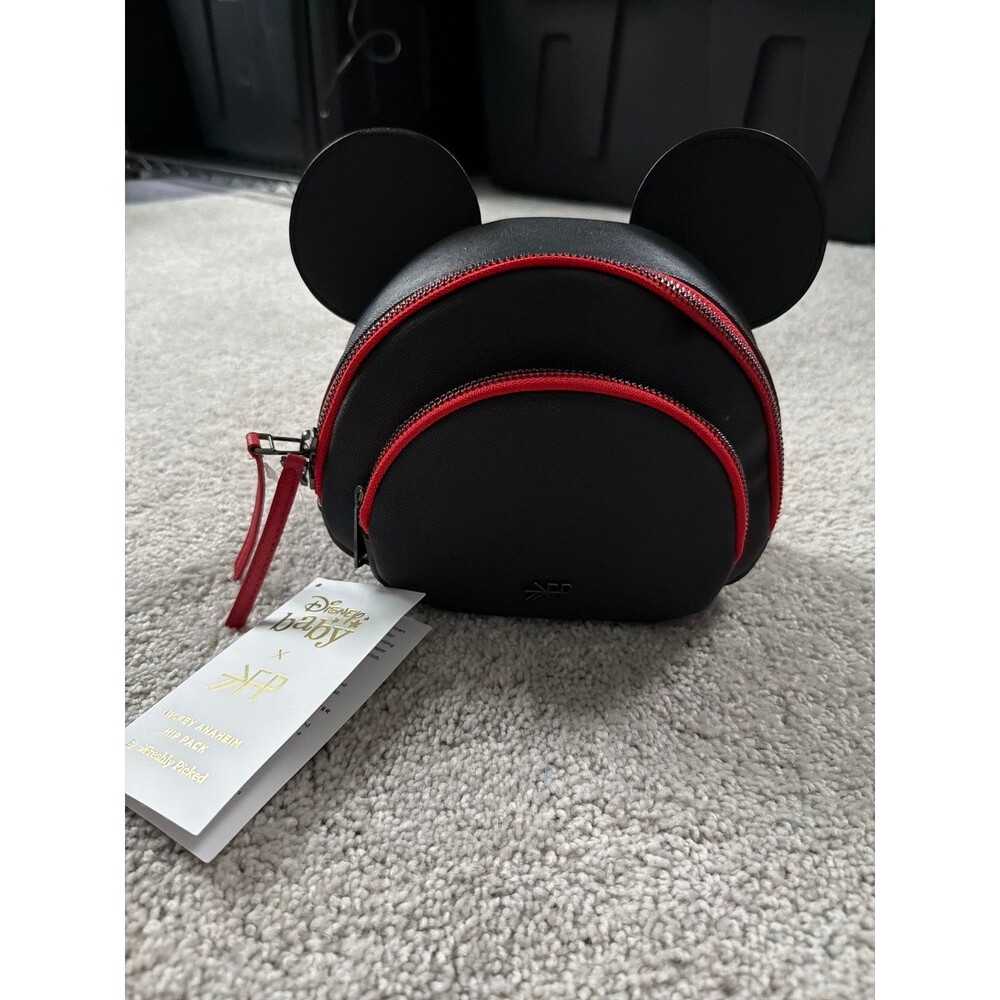NEW Anaheim Freshly Picked Mickey Mouse Crossbody Bag Purse
